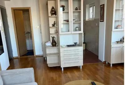 Garsonieră în Aradului