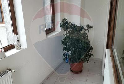 Apartament cu 2 camere semidecomandat în Dacia