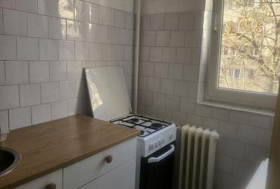 Garsonieră semidecomandată, mobilată în Drumul Taberei - 2