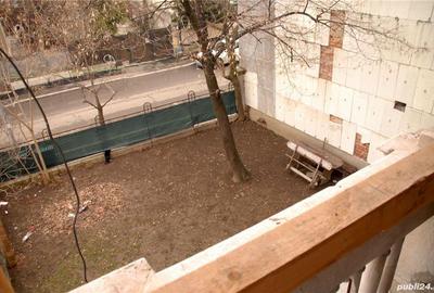 Casă cu 3 camere în Central