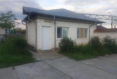 Casă cu 4 camere cu Teren 1000 Mp în Priseaca - 2