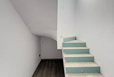 Casă cu 3 camere cu Teren 220 Mp în Vest - 3