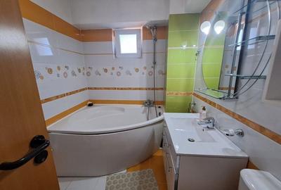 Apartament deosebit cu 3 camere decomandat   |    Zona Aradului - 10