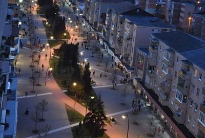 Apartament cu 2 camere semidecomandat în Central - 1