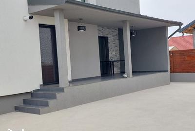 Casă cu 3 camere cu Teren 259 Mp în Central - 13