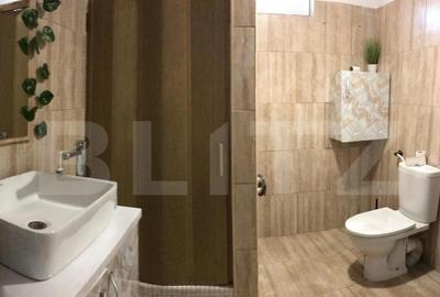 Casă cu 7 camere cu Teren 400 Mp în Central - 11