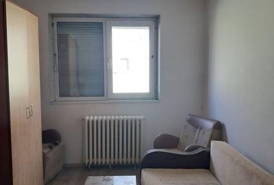 Apartament cu 3 camere decomandat în Nord - 13