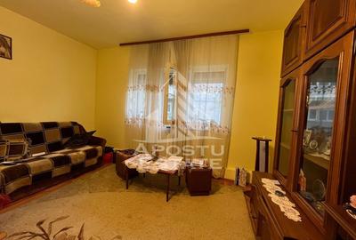Apartament cu 2 camere semidecomandat în Dâmbovița - 2