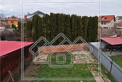 Casă cu 4 camere cu Canalizare în Trei Stejari - 12