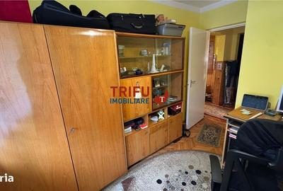 Apartament cu 3 camere semidecomandat în Cetate