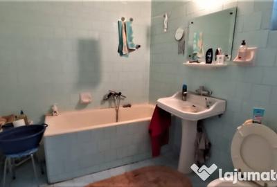 Casă cu 6 camere cu Teren 265 Mp în Central - 5