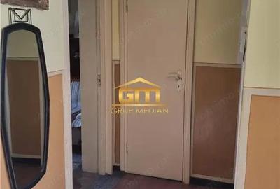 Apartament cu 3 camere decomandat în Traian - 8