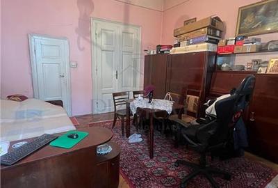 Apartament cu 3 camere circular în P-ța Unirii - 11