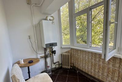 Apartament 3 camere, 1 mai - 9
