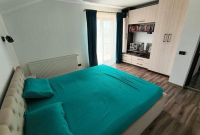 Casă cu 4 camere în Central - 1