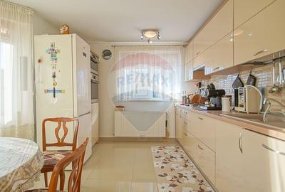 Casă cu 4 camere cu Teren 753 Mp în Prejmer - 23