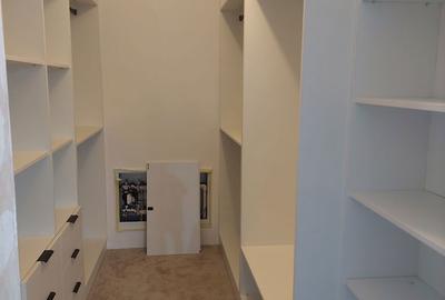 Casă cu 4 camere cu Teren 207 Mp în Central - 6