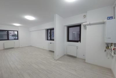Apartament cu 3 camere decomandat în Central - 3