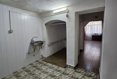 Spațiu comercial, de 25 mp, în Decebal - 10
