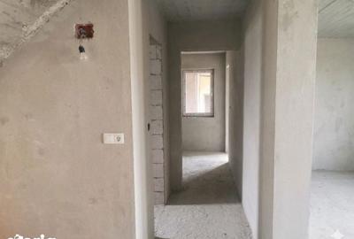 Casă cu 5 camere cu Teren 388 Mp în Șimnicu de Sus - 7