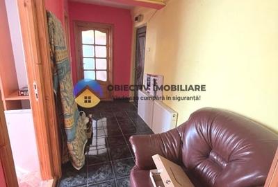Apartament cu 2 camere decomandat în Săvinești - 2