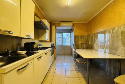 Apartament cu 3 camere decomandat în Central - 1
