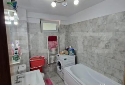 Apartament cu 2 camere semidecomandat, mobilat în Tractorul - 5
