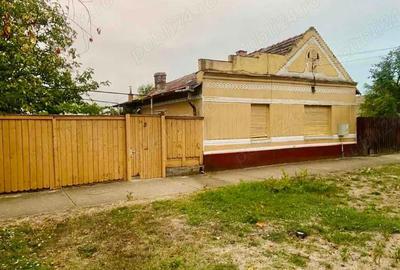 Casă cu 3 camere cu Teren 1230 Mp în Central - 6