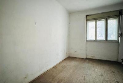 Casă individuală cu 4 camere nedecomandat cu Teren 270 Mp în Valenta - 2
