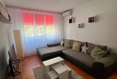 Inchiriez apartament 3 camere l situat la Metrou Raul Doamnei - 2