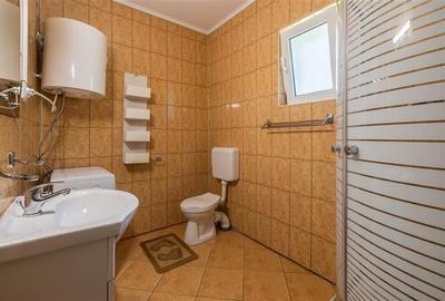 Oaza rustica: Case si teren generos de 9.400 mp in Dambovicioara, Arges Oaza rustica: Case si teren generos de 9.400 mp in Dambovicioara, Arges - 9