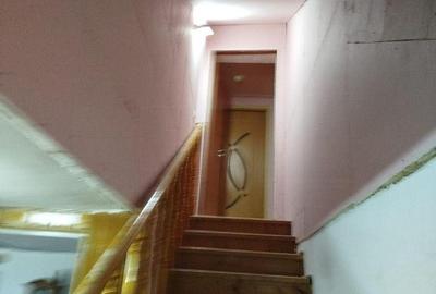 Casă cu Teren 4200 Mp în Central - 7