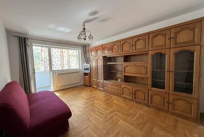 Apartament cu 3 camere, mobilat în Tomis Nord