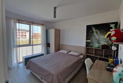 Casă cu 3 camere în Giroc