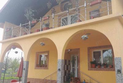 Casă în Belcești - 4