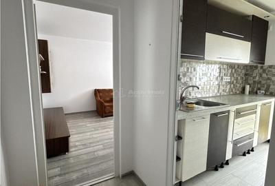 Apartament cu 2 camere decomandat în Liliacului - 3