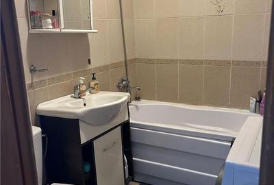 Apartament cu 2 camere decomandat în Alexandru cel Bun