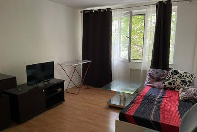 Apartament cu 2 camere decomandat în Drumul Taberei