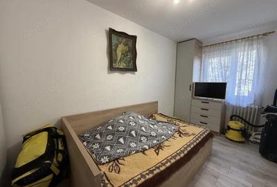Apartament cu 2 camere nedecomandat, mobilat în P-ța Doina - 4