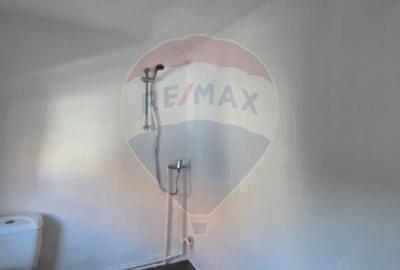 Casă cu 5 camere cu Teren 1076 Mp în Exterior Sud - 3