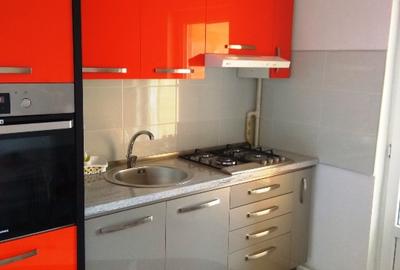 Inchiriez apartament 2 camere decomandat zona Capitol - 6