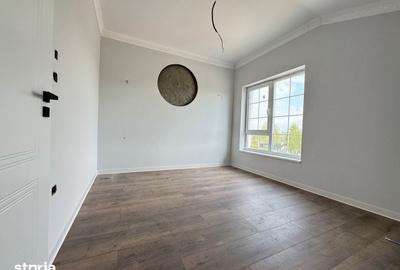 Casă cu 4 camere cu Teren 271 Mp în Central - 3