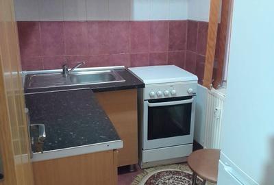Garsonieră decomandată în Gura Văii - 4