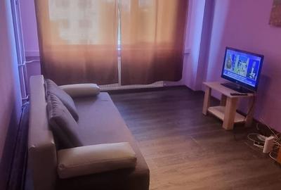 Garsonieră de vânzare – zona Port - 1