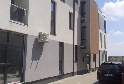 Apartament cu 2 camere decomandat în Dumbrăvița - 1