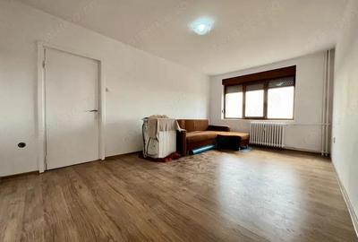 Apartament 3 camere, semidecomandat, etaj intermediar, zona Sala Olimpia Apartament 3 camere, semidecomandat, etaj intermediar, zona Sala Olimpia - 2