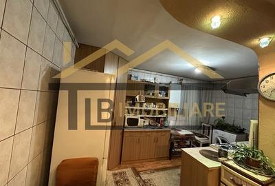 Apartament cu 2 camere decomandat în Rovinari - 3