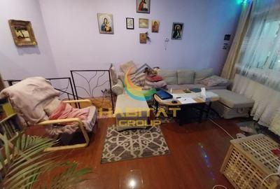 Casă individuală cu 6 camere cu Teren 240 Mp în Eroii Revoluției - 2