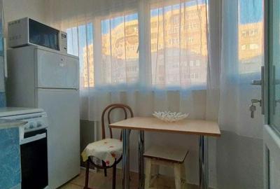 Garsonieră semidecomandată în Central