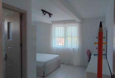Apartament cu 3 camere decomandat în Central - 4